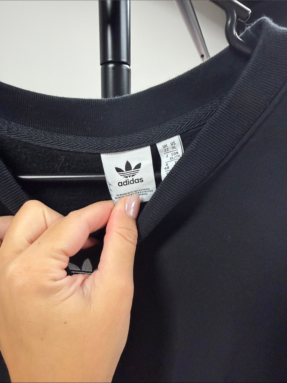 Adidas Cropped Pullover - Picture 2 of 2